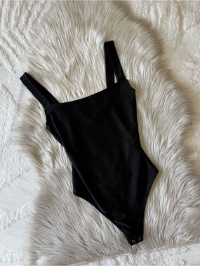 Good American Compression Shine Bodysuit